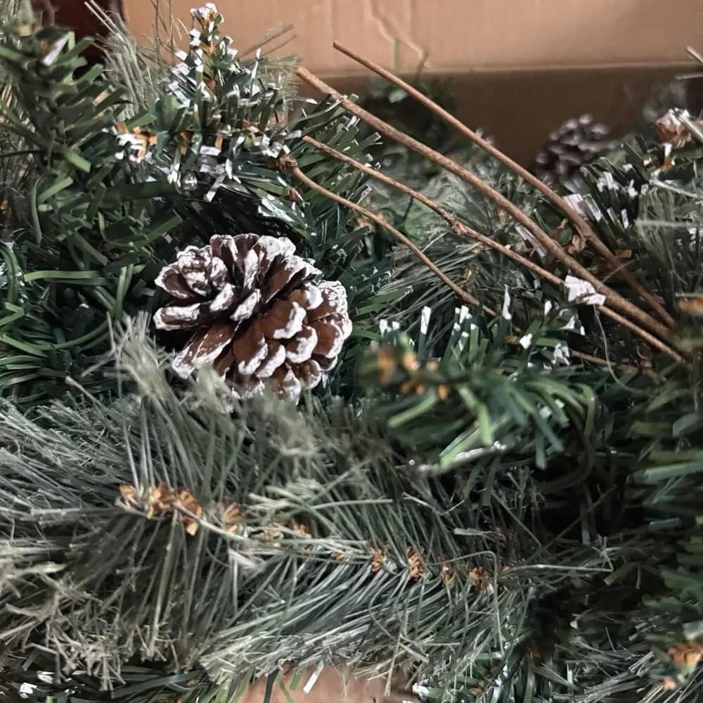 Pre-lit 9’ Foot Christmas Garland Holiday Decor Lights Pinecone Twig Snow Mantel
